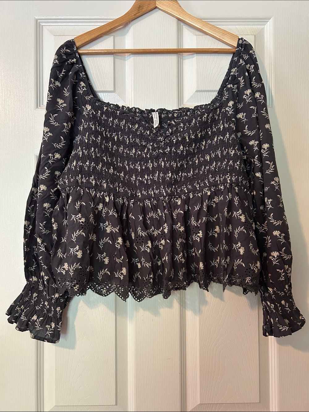 American Eagle Outfitters Black Floral Smocked Peplum Blouse